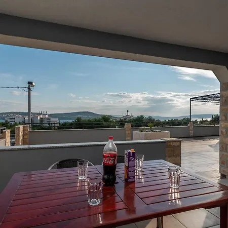 Apartmani Grga Trogir Exterior photo